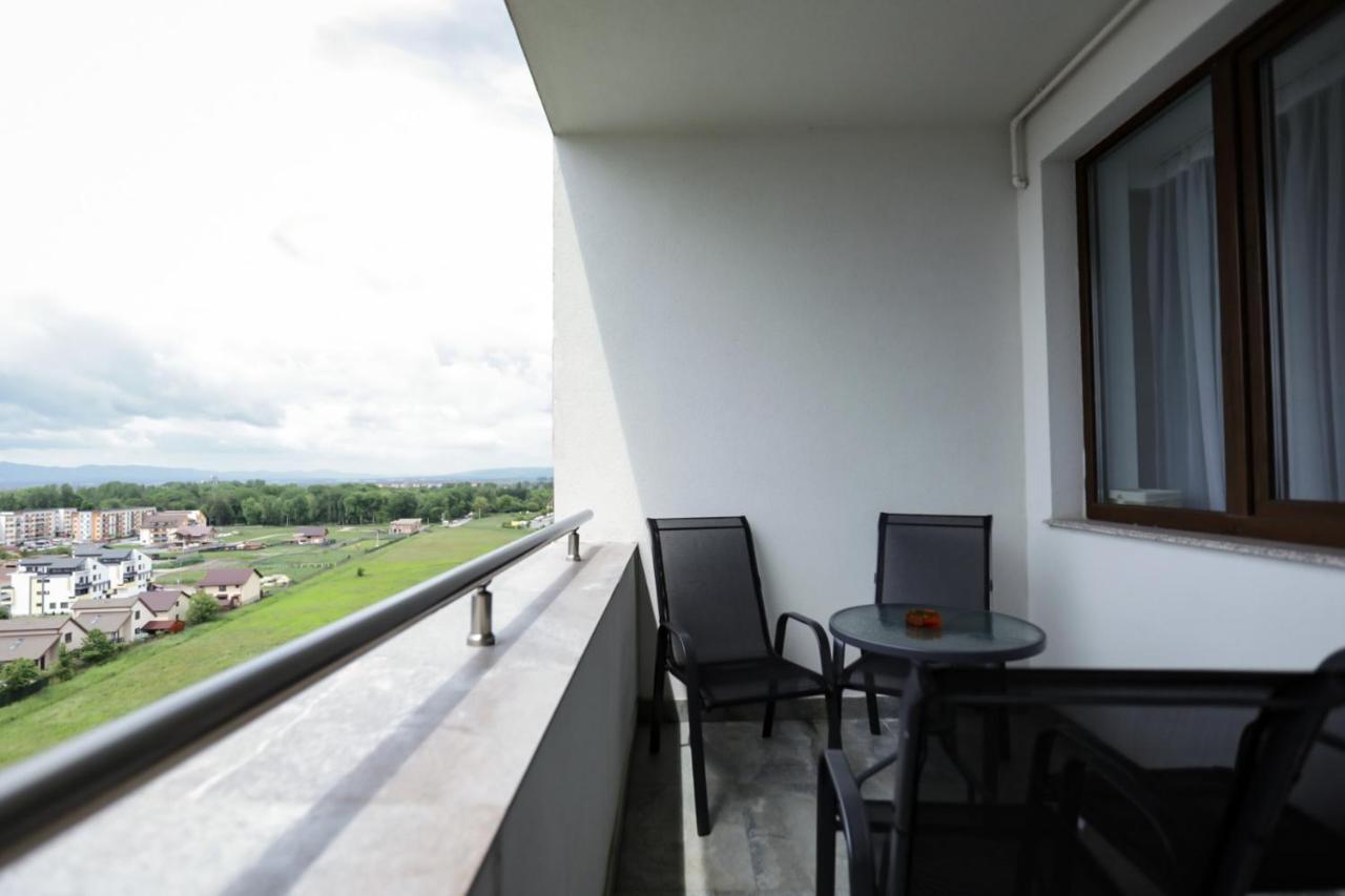 Isaran Apartament With Panoramic City View 布拉索夫 外观 照片